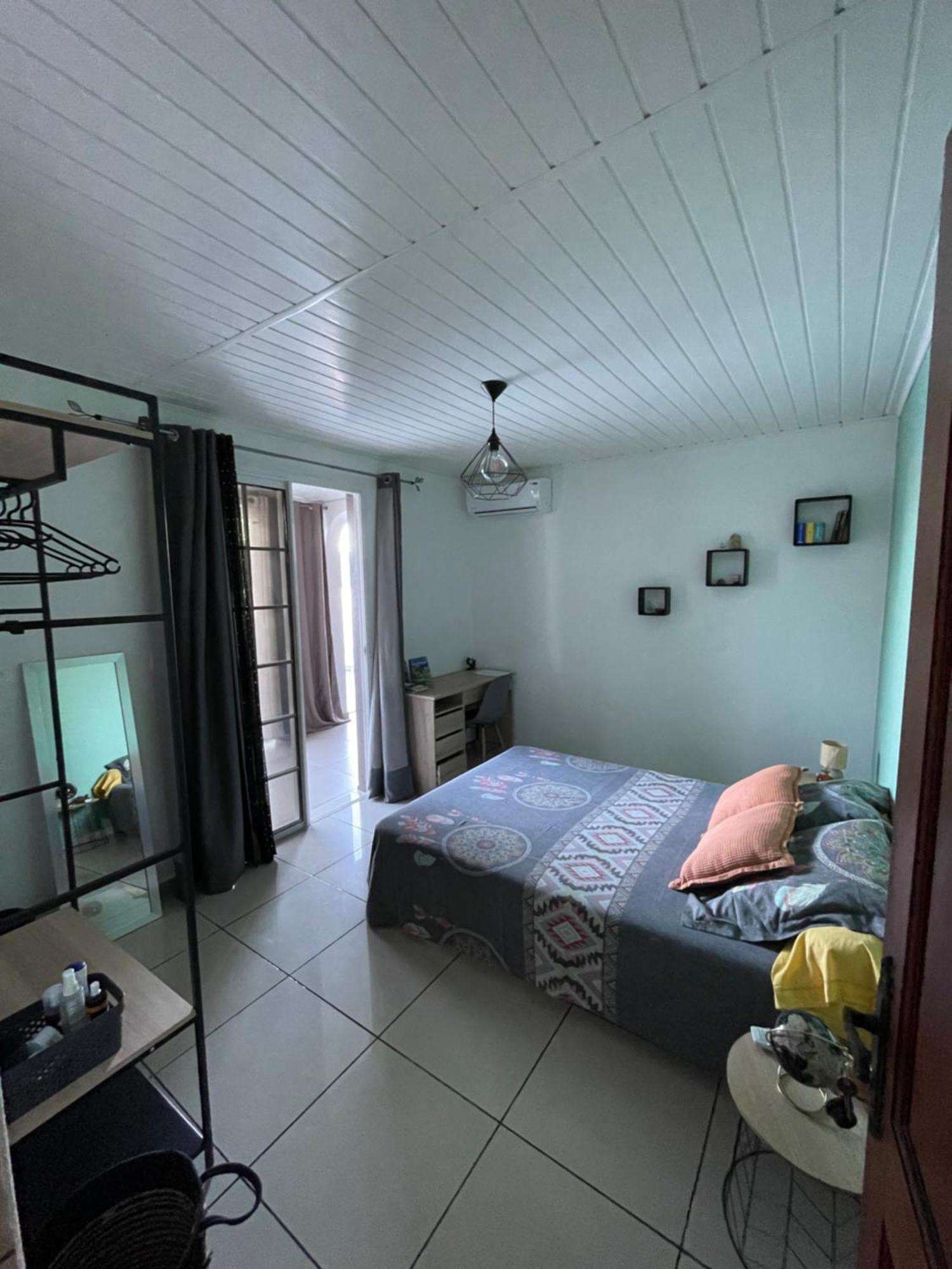 Escapade Dans L'Est , Chambre Confort Avec Piscine Bras-Panon Exterior foto